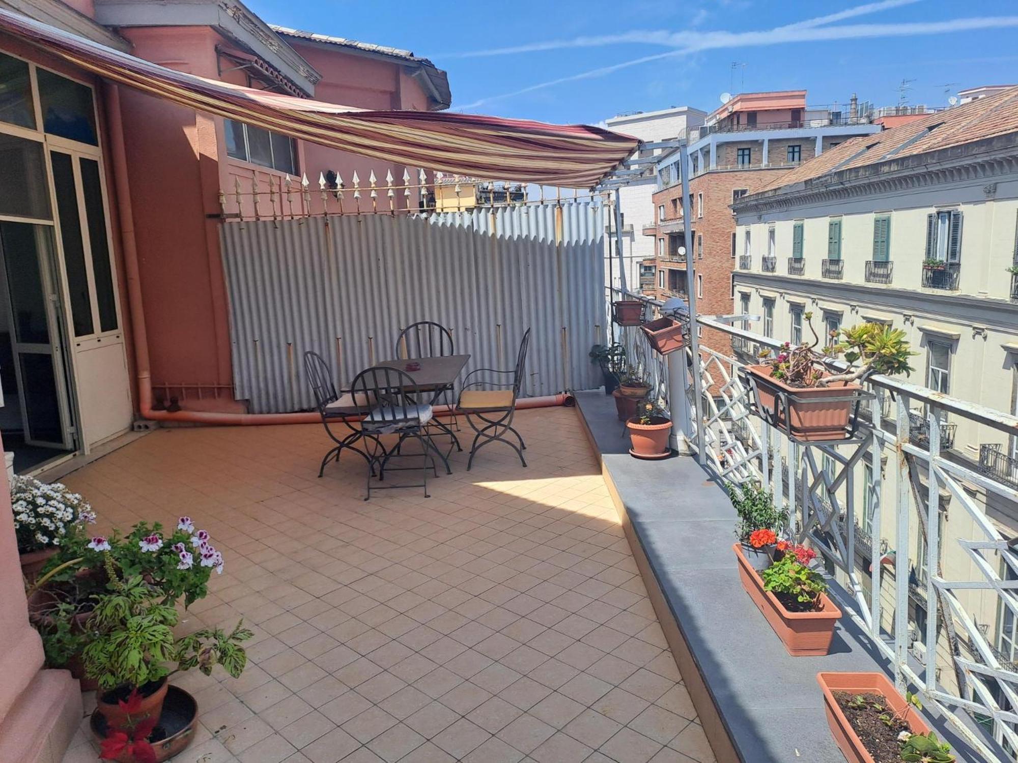 Alle Quattro Regine Naples Exterior photo